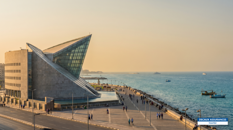Bibliothèque et front de mer d'Alexandrie, Égypte — la métropole méditerranéenne