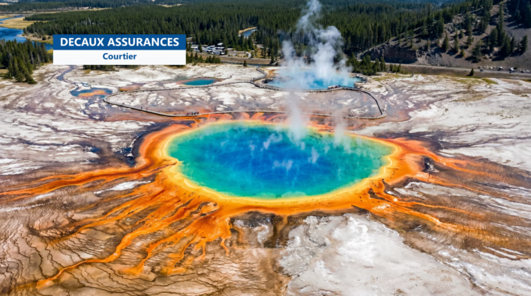 Grand Prismatic Spring aux couleurs arc-en-ciel, parc national de Yellowstone, Wyoming