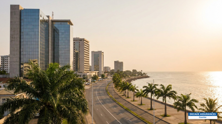 Front de mer de Libreville et le Bord de Mer le long de l'Atlantique, Gabon — vivre dans la capitale