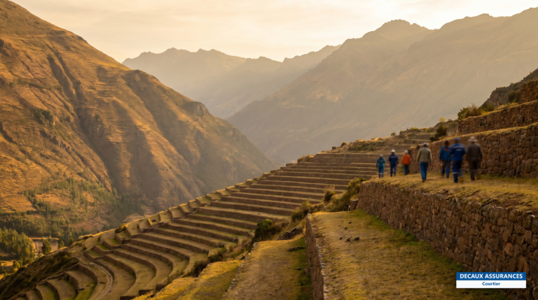 Terrasses agricoles incas de la vallée sacrée près de Cuzco, Pérou