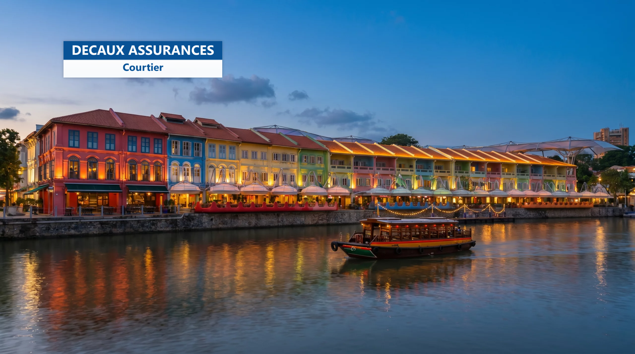 Shophouses colorées de Clarke Quay au bord de la Singapore River