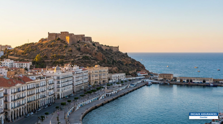 Front de mer et architecture coloniale d'Oran, deuxième ville d'Algérie