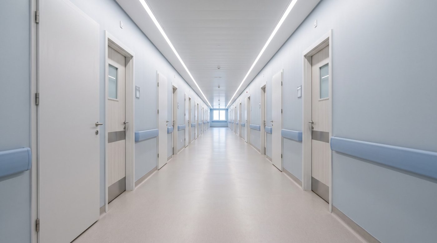 Couloir d hôpital moderne avec éclairage LED